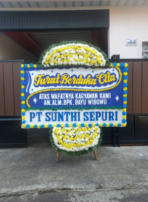 Papan Bunga Duka di Poiru