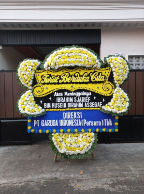 Papan Bunga Duka di Poiru