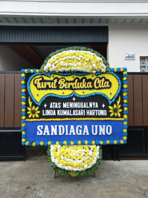 Papan Bunga Duka di Poiru